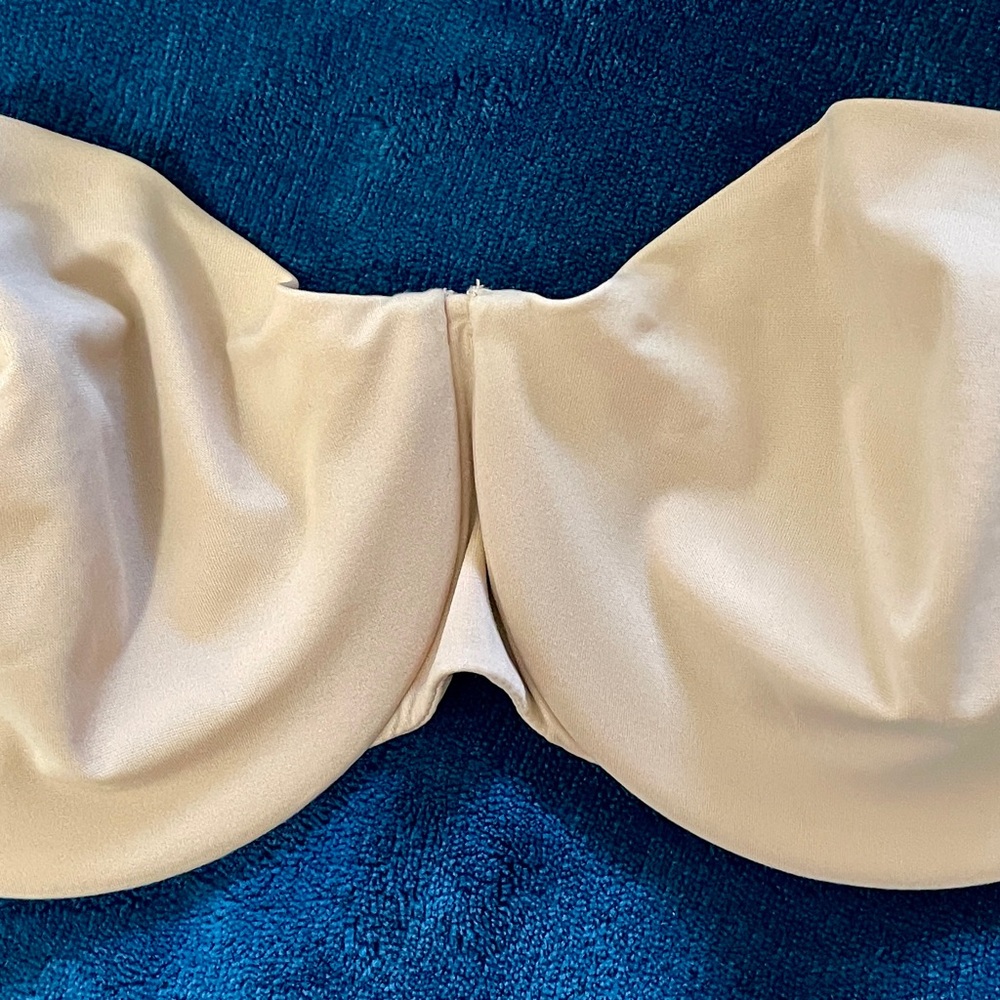 SKIMS Fits Everybody STRAPLESS BRA in CLAY NWOT Size 34C - Picture 8 of 9